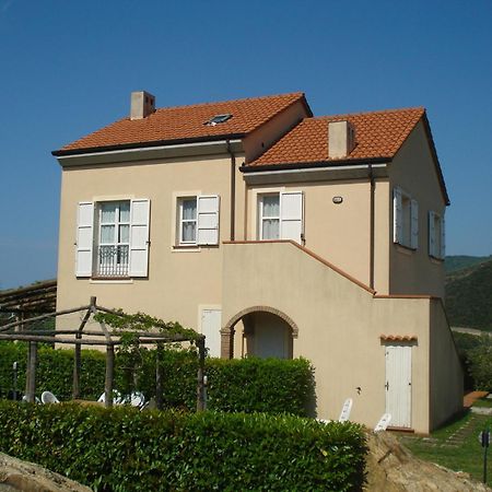 Case Vacanze Malonghe دييفا مارينا الغرفة الصورة